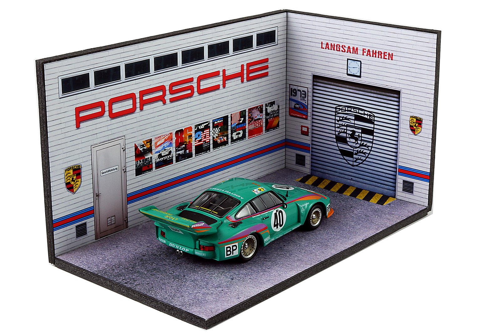43-3-BX-BX-BY-005_Porsche_04.JPG